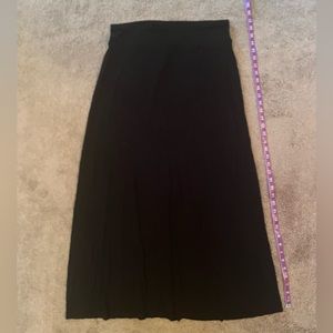 Kensie Black Maxi Skirt - Size L